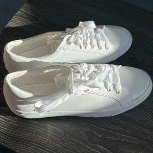 White keds (fabric is like white leather) size 11